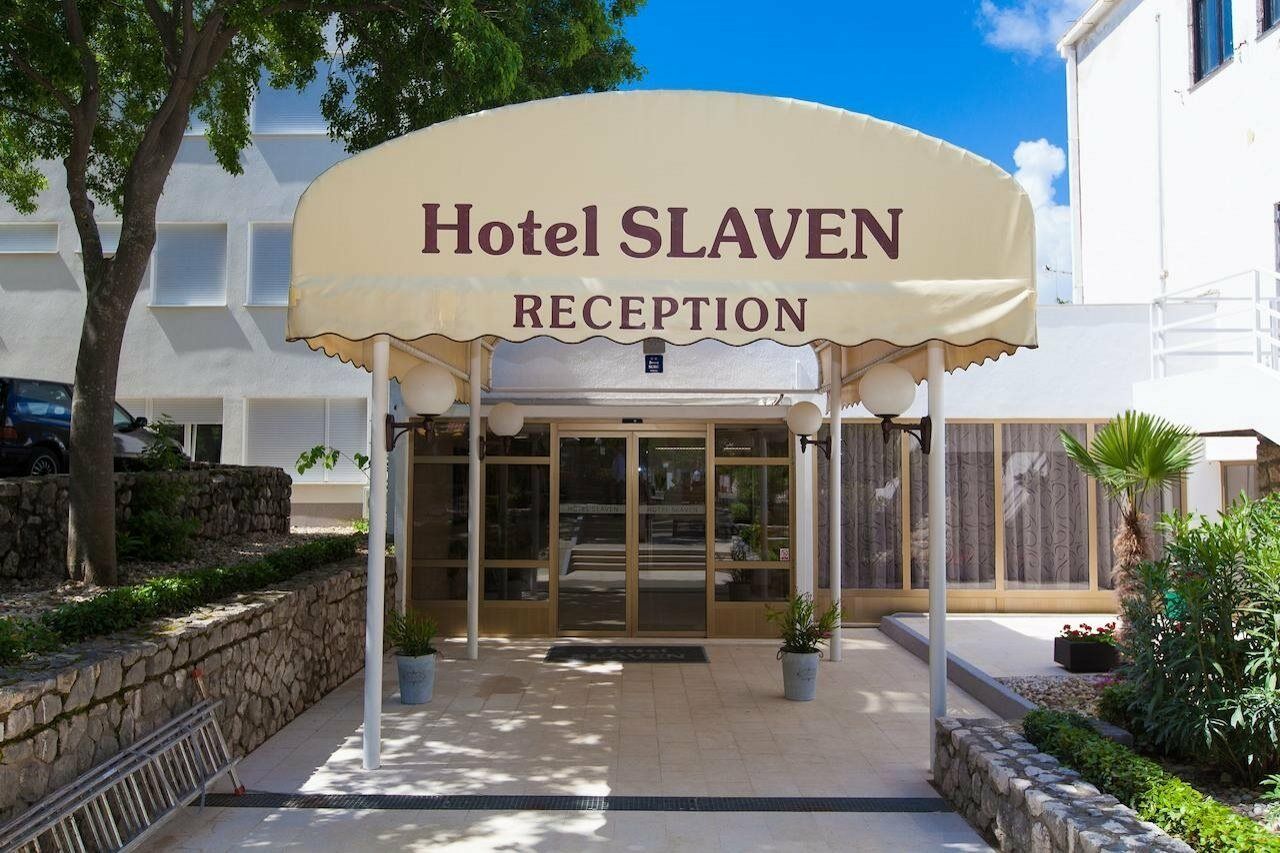 Hotel Slaven Selce Exterior photo